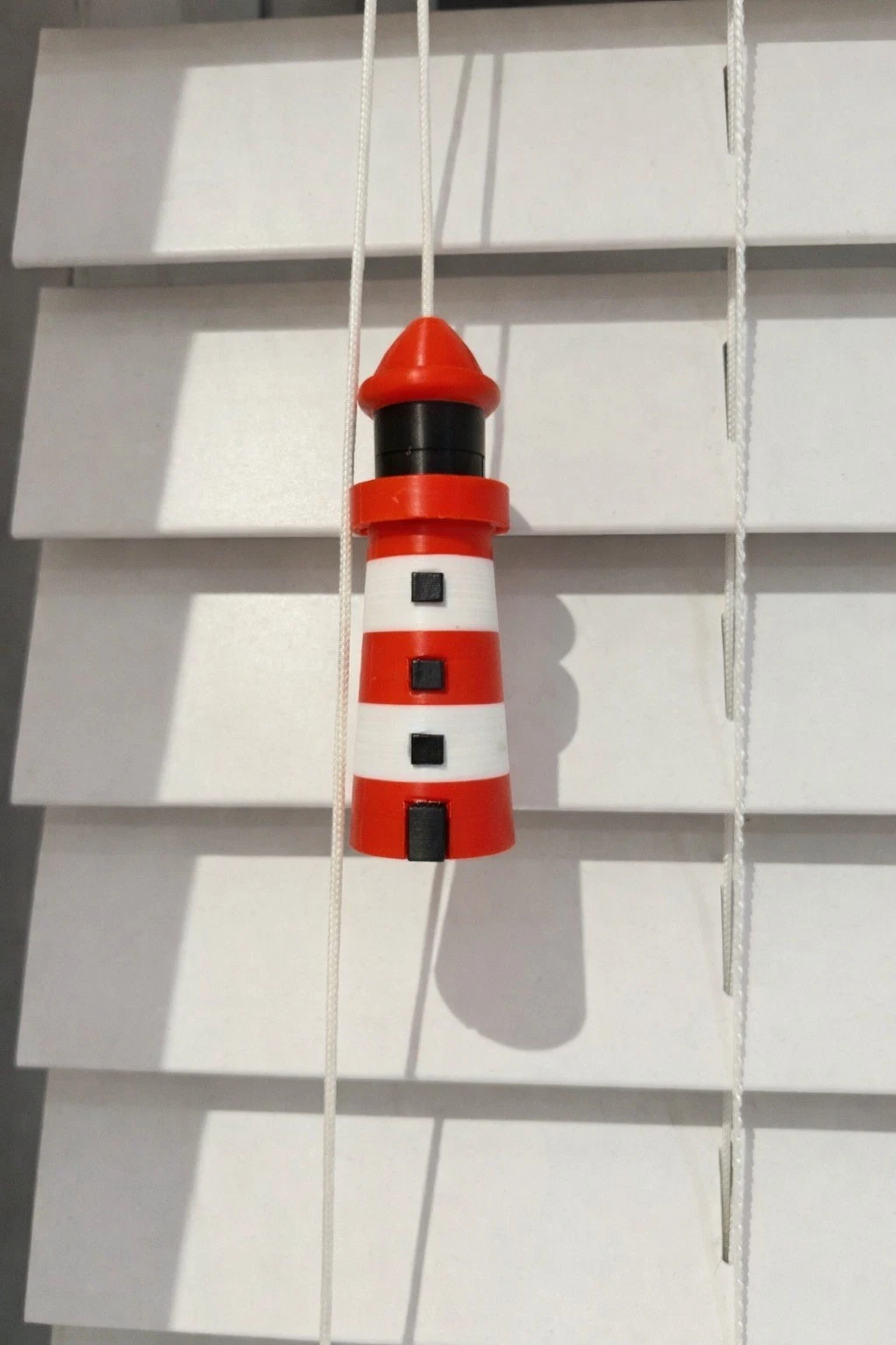 Red & White Lighthouse Blind Pull Cord End (with windows) – Nautical 3D Printed | UK Made